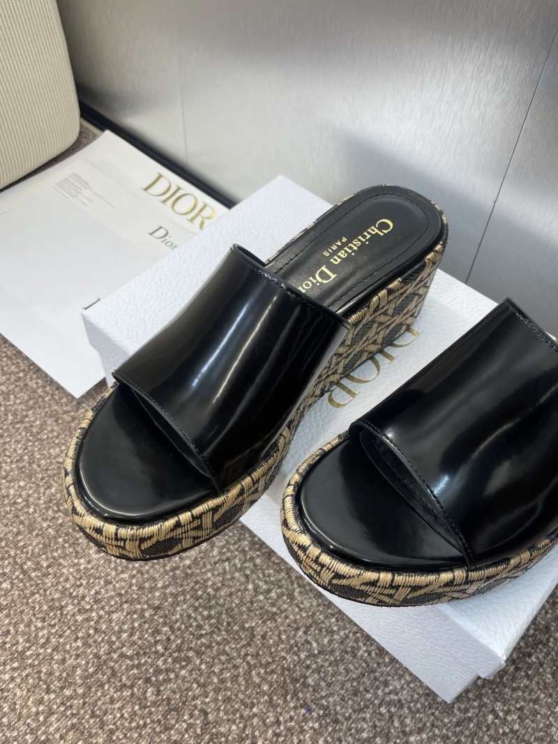 chr1st1an D10r slippers